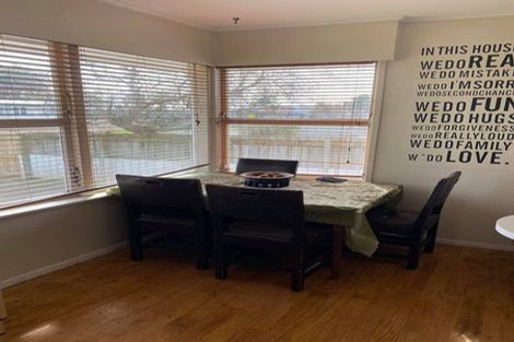 Photo of property in 44 Edinburgh Avenue, Rosehill, Papakura, 2113