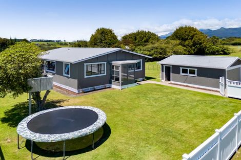Photo of property in 1257 Mangorei Road, Mangorei, New Plymouth, 4371