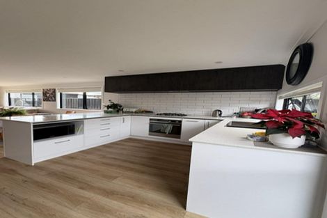 Photo of property in 7 Desert Gold Lane, Wallaceville, Upper Hutt, 5018