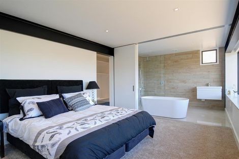 Photo of property in 5a Jackby Court, Jacks Point, Queenstown, 9371