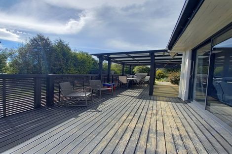 Photo of property in 61 Half Mile Road, Tuatapere, 9620