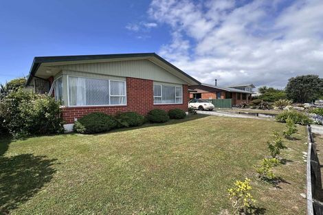 Photo of property in 20 Whitcombe Terrace, Hokitika, 7810