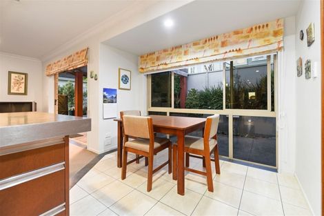 Photo of property in 20a Alison Street, Hamilton Lake, Hamilton, 3204