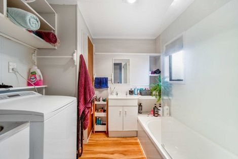 Photo of property in 30 Lorelei Place, Opaheke, Papakura, 2113