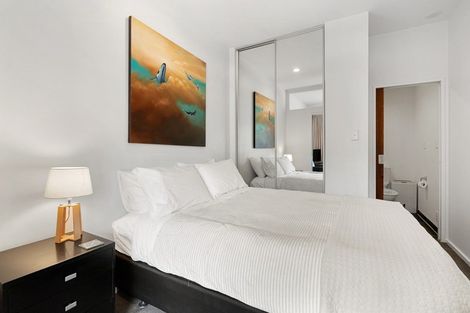 Photo of property in Atrium Apartments, 3n/154 The Terrace, Wellington Central, Wellington, 6011