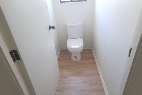 Photo of property in 1/29 De Quincey Terrace, Highland Park, Auckland, 2010