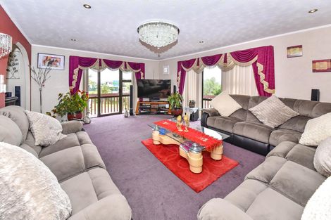 Photo of property in 1b Aspiring Avenue, Clover Park, Auckland, 2019