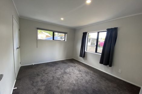 Photo of property in 5 Stillwater Crescent, Stillwater, Silverdale, 0993