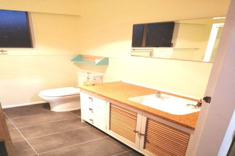 Photo of property in 54 Oroua Street, Eastbourne, Lower Hutt, 5013