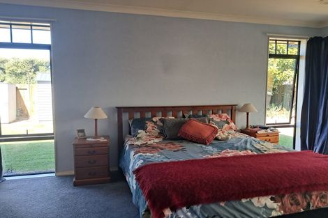 Photo of property in 16 Madison Avenue, Milson, Palmerston North, 4414