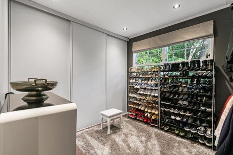 Photo of property in 19 Laser Place, Bayview, Auckland, 0629