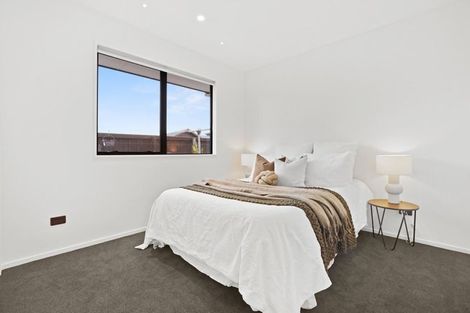 Photo of property in 24 Irvines Track, Halswell, Christchurch, 8025