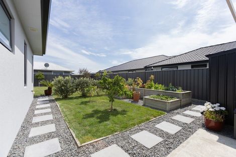 Photo of property in 12 Ruahine Road, Poraiti, Napier, 4112