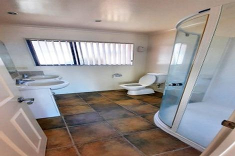 Photo of property in 131a Sturges Road, Henderson, Auckland, 0612