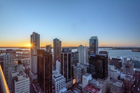 Photo of property in The Metropolis Apartments, 3303/1 Courthouse Lane, Auckland Central, Auckland, 1010