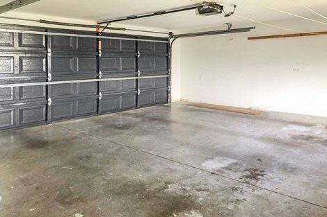 Photo of property in 44 Bluebird Crescent, Unsworth Heights, Auckland, 0632