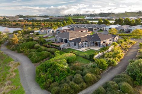 Photo of property in 31 Scoria Close, Pyes Pa, Tauranga, 3112