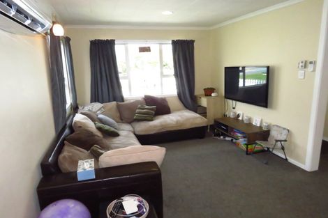 Photo of property in 5 Fonblanque Street, Westport, 7825