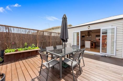 Photo of property in 31 Carnell Street, Napier South, Napier, 4110