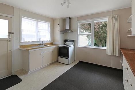 Photo of property in 51-55 Whites Line West, Woburn, Lower Hutt, 5010