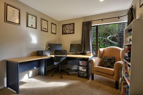 Photo of property in 23 Bemrose Place, Cockle Bay, Auckland, 2014