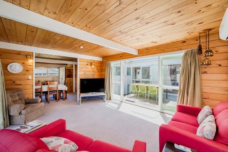 Photo of property in 4 Rimu Street, Waikanae, 5036