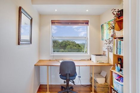 Photo of property in 34b Otamarua Road, Russell, 0272