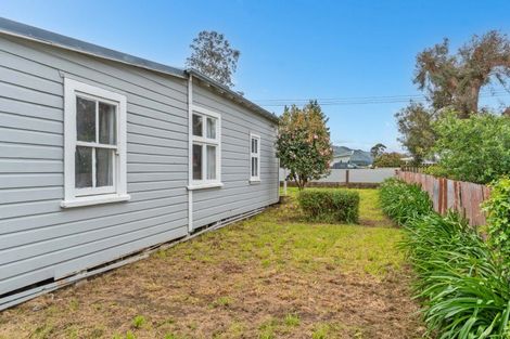 Photo of property in 130 Fitzherbert Street, Featherston, 5710
