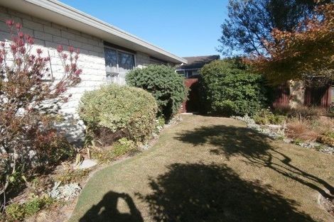 Photo of property in 1/5 Salford Avenue, Redwood, Christchurch, 8051