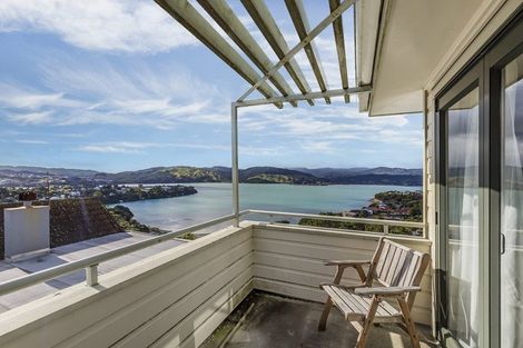 Photo of property in 164 Kahu Road, Paremata, Porirua, 5024