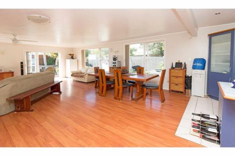 Photo of property in 11 Homestead Road, Manly, Whangaparaoa, 0930