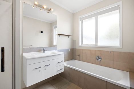 Photo of property in 10 Shirley Place, Huntington, Hamilton, 3210