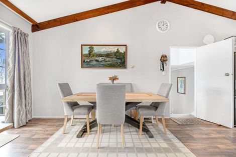 Photo of property in 3 Waitawa Place, Lynmore, Rotorua, 3010