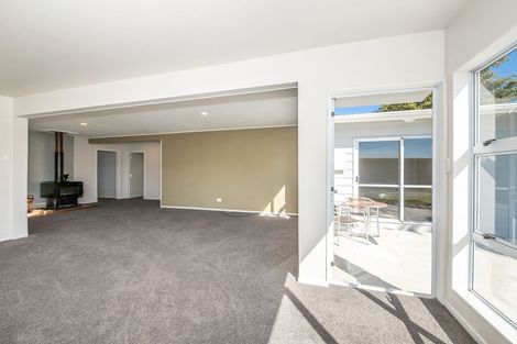 Photo of property in 2 Shelswell Street, Westport, 7825