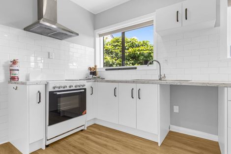 Photo of property in 7a Nathan Place, West End, Palmerston North, 4412