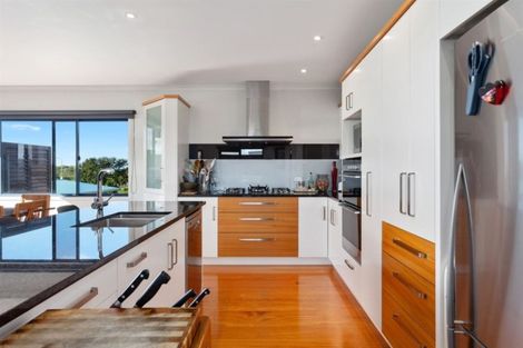 Photo of property in 274 Ocean Road, Ohope, 3121