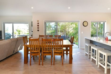 Photo of property in 5 Michelia Lane, Kaukapakapa, Helensville, 0875