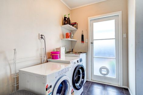 Photo of property in 37 Frederick Drive, Dinsdale, Hamilton, 3204