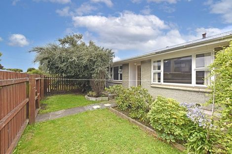 Photo of property in 2/124 Huxley Street, Sydenham, Christchurch, 8023