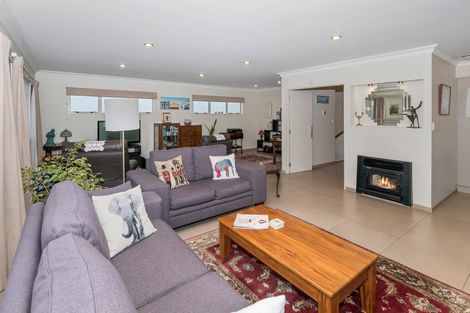 Photo of property in 7a Gills Avenue, Papakura, 2110