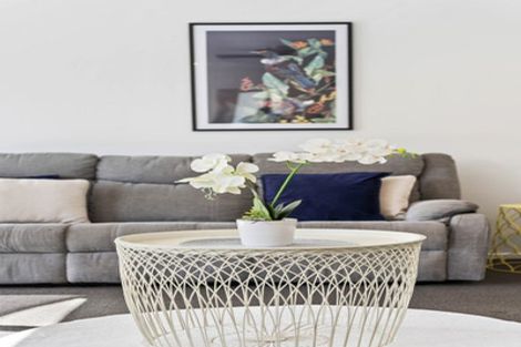 Photo of property in 46b Captain Scott Road, Glen Eden, Auckland, 0602