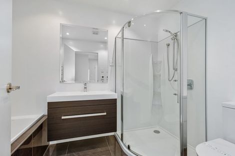 Photo of property in 6 Alexander French Close, Silverdale, 0932