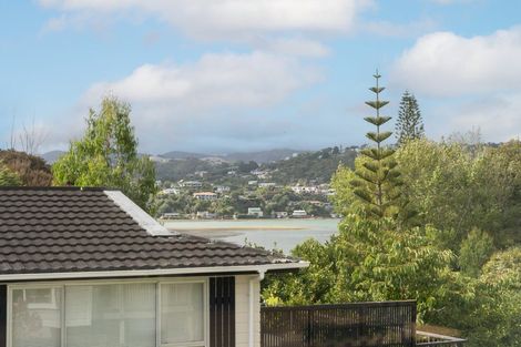 Photo of property in 18a Penryn Drive, Camborne, Porirua, 5026