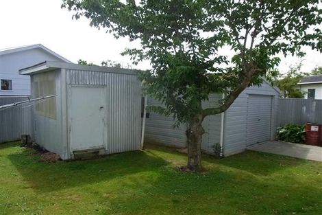 Photo of property in 14 Dellys Grove, Levin, 5510
