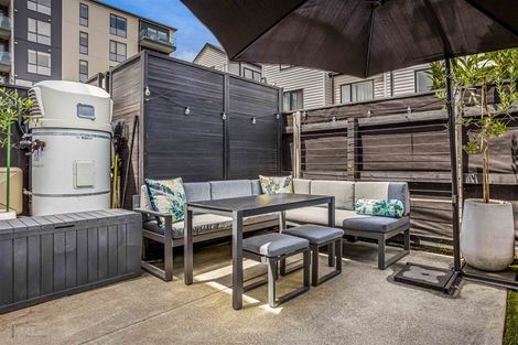 Photo of property in 8 Uku Lane, Hobsonville, Auckland, 0616