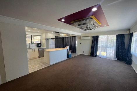 Photo of property in 6 Montego Place, Weymouth, Auckland, 2103