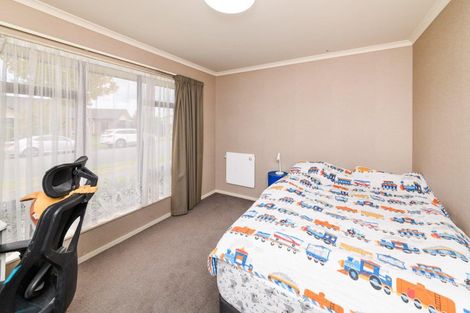 Photo of property in 1 Cleveland Heights, Kelvin Grove, Palmerston North, 4414
