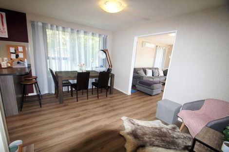 Photo of property in 2/14 Momorangi Crescent, Redwood, Christchurch, 8051