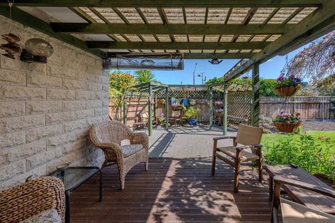 Photo of property in 36 Hyatt Grove, Greenmeadows, Napier, 4112