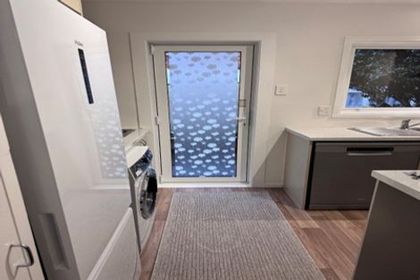 Photo of property in 2/1 Evelyn Place, Hillcrest, Auckland, 0627